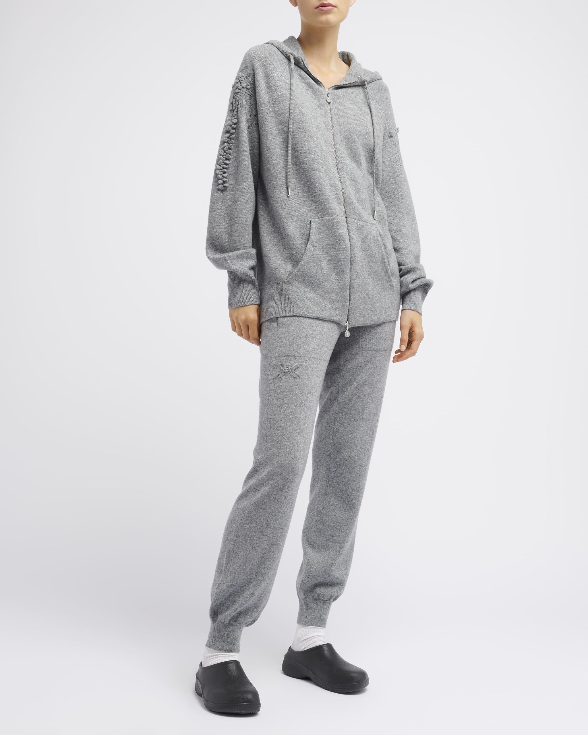 Timeless cashmere joggers –
